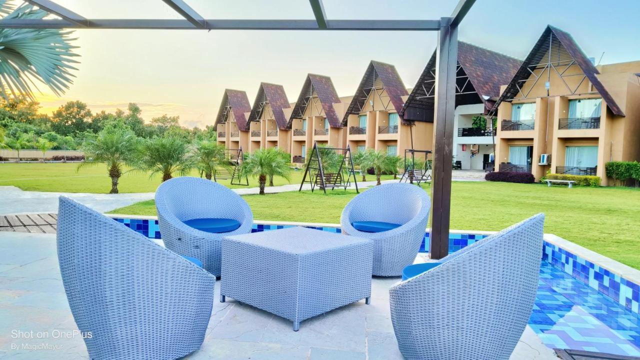 Jagira Ananta Elite , Sasan Gir Hotel Chitrod Exterior photo